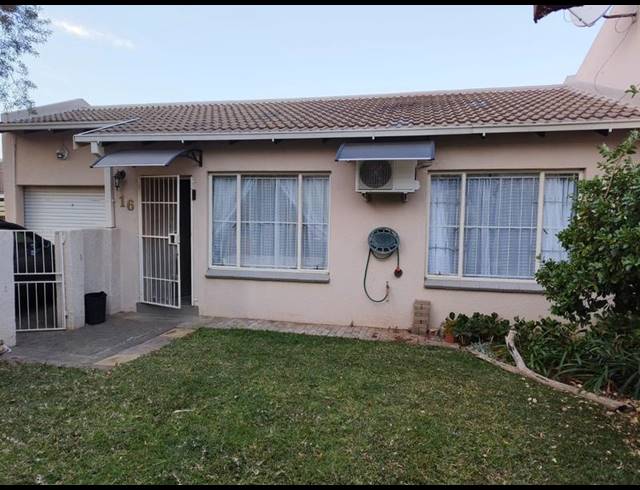 2 BEDROOM PROPERTY TO RENT IN LANGENHOVENPARK
